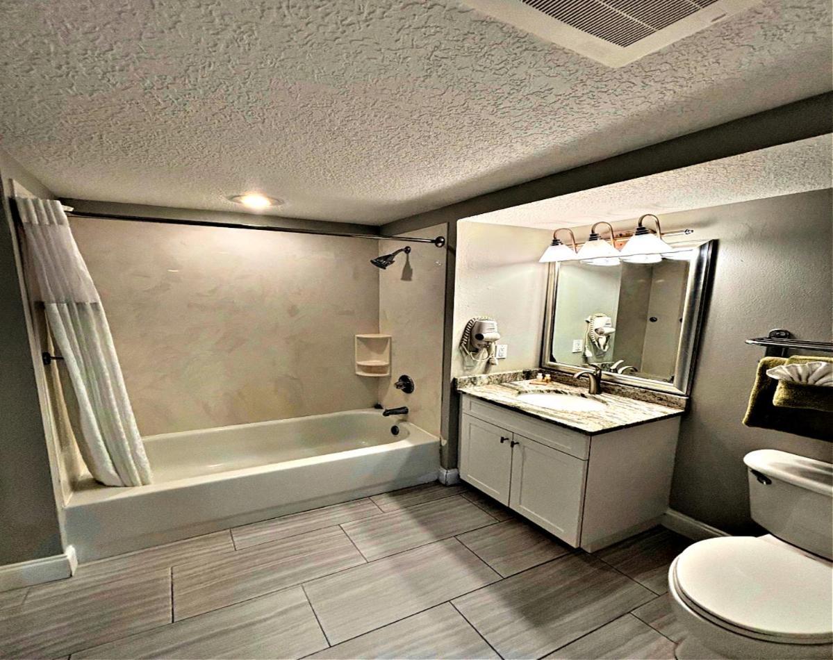 Vacation In Comfort And Luxury - 3 Bedroom Direct Oceanfront - Wyndham Ocean Walk Resort 2425 Daytona Beach Ngoại thất bức ảnh